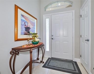 9240 Willowcrest Court - Photo Thumbnail 11