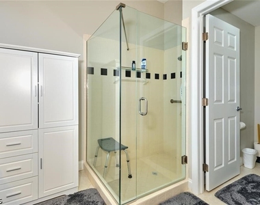 9240 Willowcrest Court - Photo Thumbnail 38