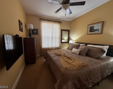 9170 Southmont Cove - Photo Thumbnail 23