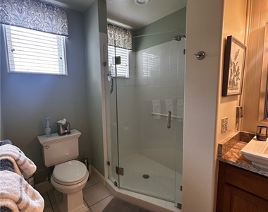 9170 Southmont Cove - Photo Thumbnail 28