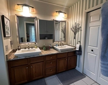 9170 Southmont Cove - Photo Thumbnail 17