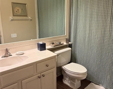 9100 Southmont Cove - Photo Thumbnail 19