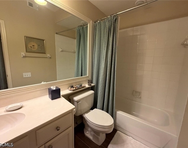 9100 Southmont Cove - Photo Thumbnail 18