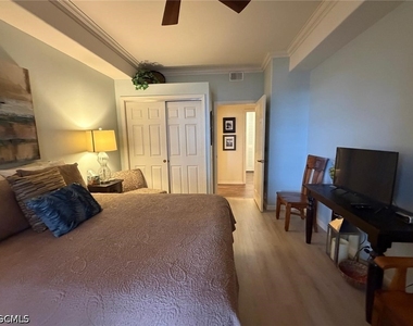 9100 Southmont Cove - Photo Thumbnail 17