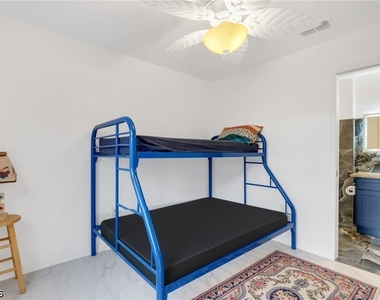 6511 Royal Woods Drive - Photo Thumbnail 18