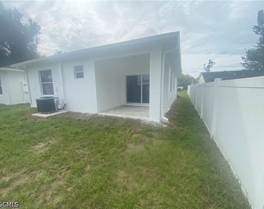 13832 1st Street - Photo Thumbnail 12