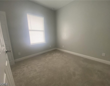 13832 1st Street - Photo Thumbnail 3