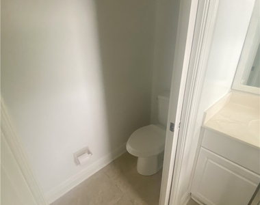 13832 1st Street - Photo Thumbnail 10
