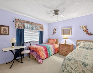 6184 Michelle Way - Photo Thumbnail 18