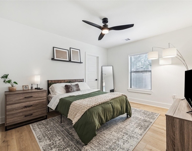 4603 Farmer Street - Photo Thumbnail 6