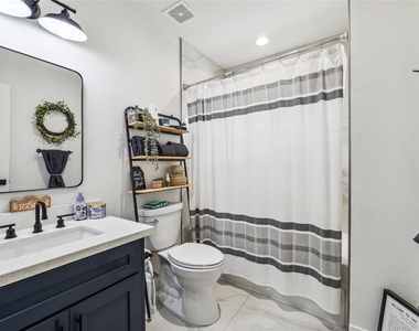 4603 Farmer Street - Photo Thumbnail 7