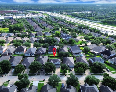 7030 Cornflower Lane - Photo Thumbnail 3