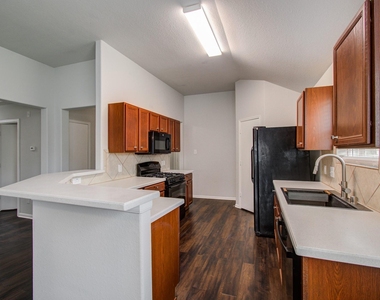 2015 Upland Plover Court - Photo Thumbnail 12