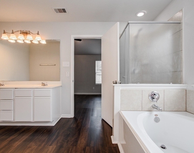 2015 Upland Plover Court - Photo Thumbnail 19