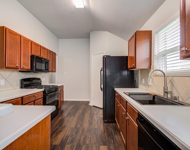 2015 Upland Plover Court - Photo Thumbnail 14