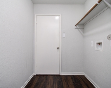 2015 Upland Plover Court - Photo Thumbnail 23