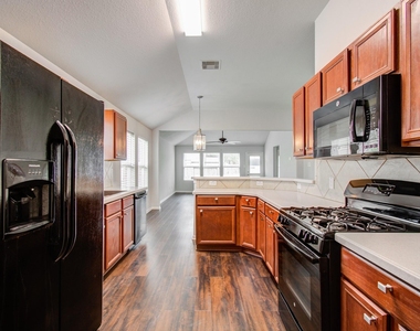 2015 Upland Plover Court - Photo Thumbnail 15