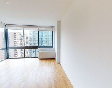 808 Columbus Ave - Photo Thumbnail 1