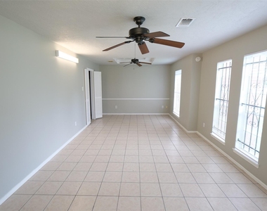 13314 Ensley Wood Drive - Photo Thumbnail 4