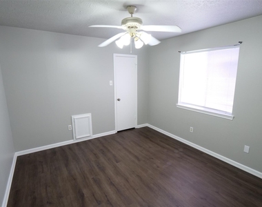 13314 Ensley Wood Drive - Photo Thumbnail 22