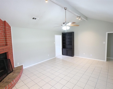 13314 Ensley Wood Drive - Photo Thumbnail 7