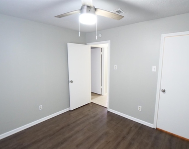 13314 Ensley Wood Drive - Photo Thumbnail 20