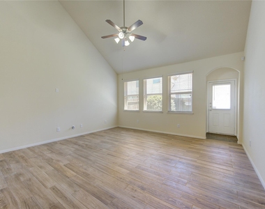 6518 Wilshire Ridge - Photo Thumbnail 15