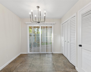 9308 Tooley Drive - Photo Thumbnail 14