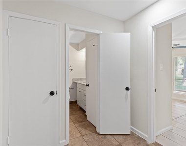9308 Tooley Drive - Photo Thumbnail 15