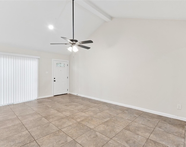 9308 Tooley Drive - Photo Thumbnail 7