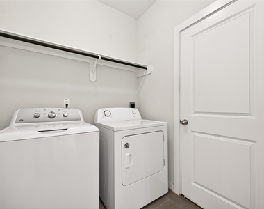 6803 Alamitos Court - Photo Thumbnail 19