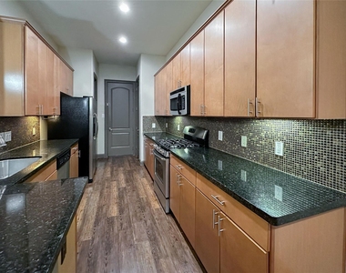 95 Aventura Place - Photo Thumbnail 13