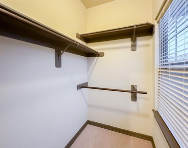 95 Aventura Place - Photo Thumbnail 20