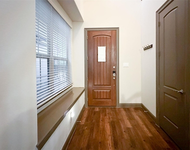 95 Aventura Place - Photo Thumbnail 2