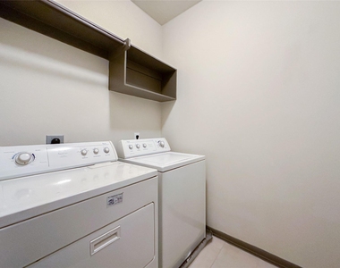 95 Aventura Place - Photo Thumbnail 25