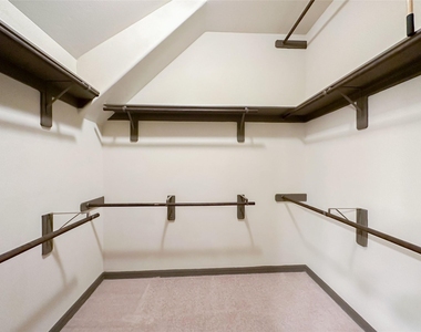 95 Aventura Place - Photo Thumbnail 33