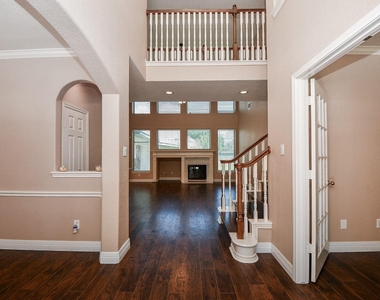 5510 Spring Blossom Court - Photo Thumbnail 4