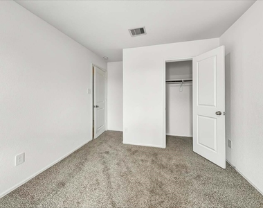 24130 Sundown View Lane - Photo Thumbnail 8