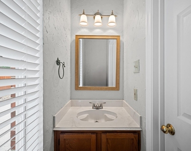 7 Grey Birch Place - Photo Thumbnail 14