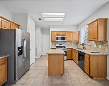 7 Grey Birch Place - Photo Thumbnail 12