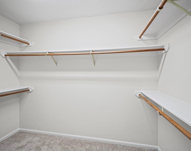 7 Grey Birch Place - Photo Thumbnail 21