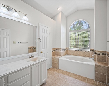7 Grey Birch Place - Photo Thumbnail 23