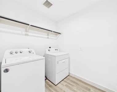 1127 Curly Angora Court - Photo Thumbnail 21