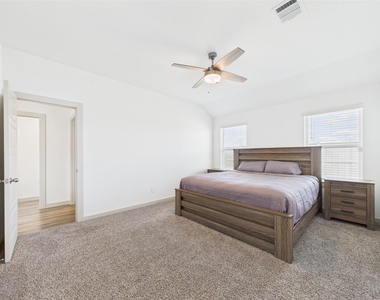 1127 Curly Angora Court - Photo Thumbnail 12