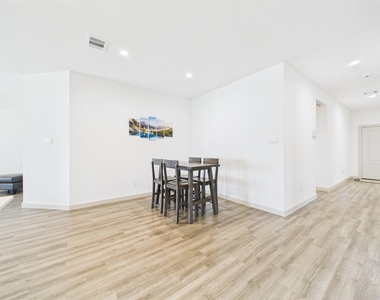 1127 Curly Angora Court - Photo Thumbnail 6