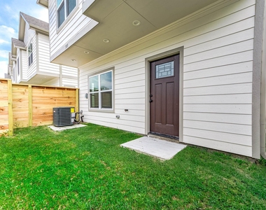785 Fortune Street - Photo Thumbnail 29