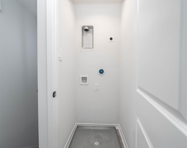 785 Fortune Street - Photo Thumbnail 27