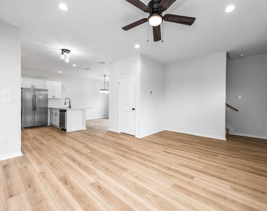 785 Fortune Street - Photo Thumbnail 15