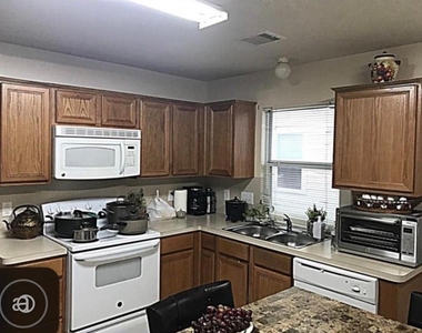 20711 Sycamore Wood Drive - Photo Thumbnail 2