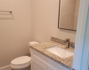 10108 Barberry Street - Photo Thumbnail 5